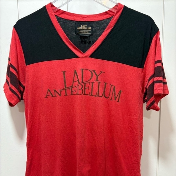 Tops - Lady Antebellum Red and Black V-Neck T-Shirt size XL